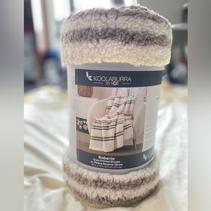 NEW Koolaburra by UGG Home Collection Sherpa Throw